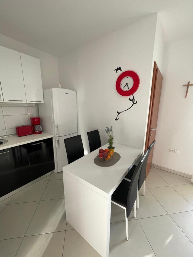 Apartment Ana Trogir Exterior foto